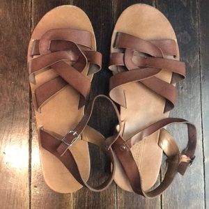 BROWN STRAPPY SANDALS